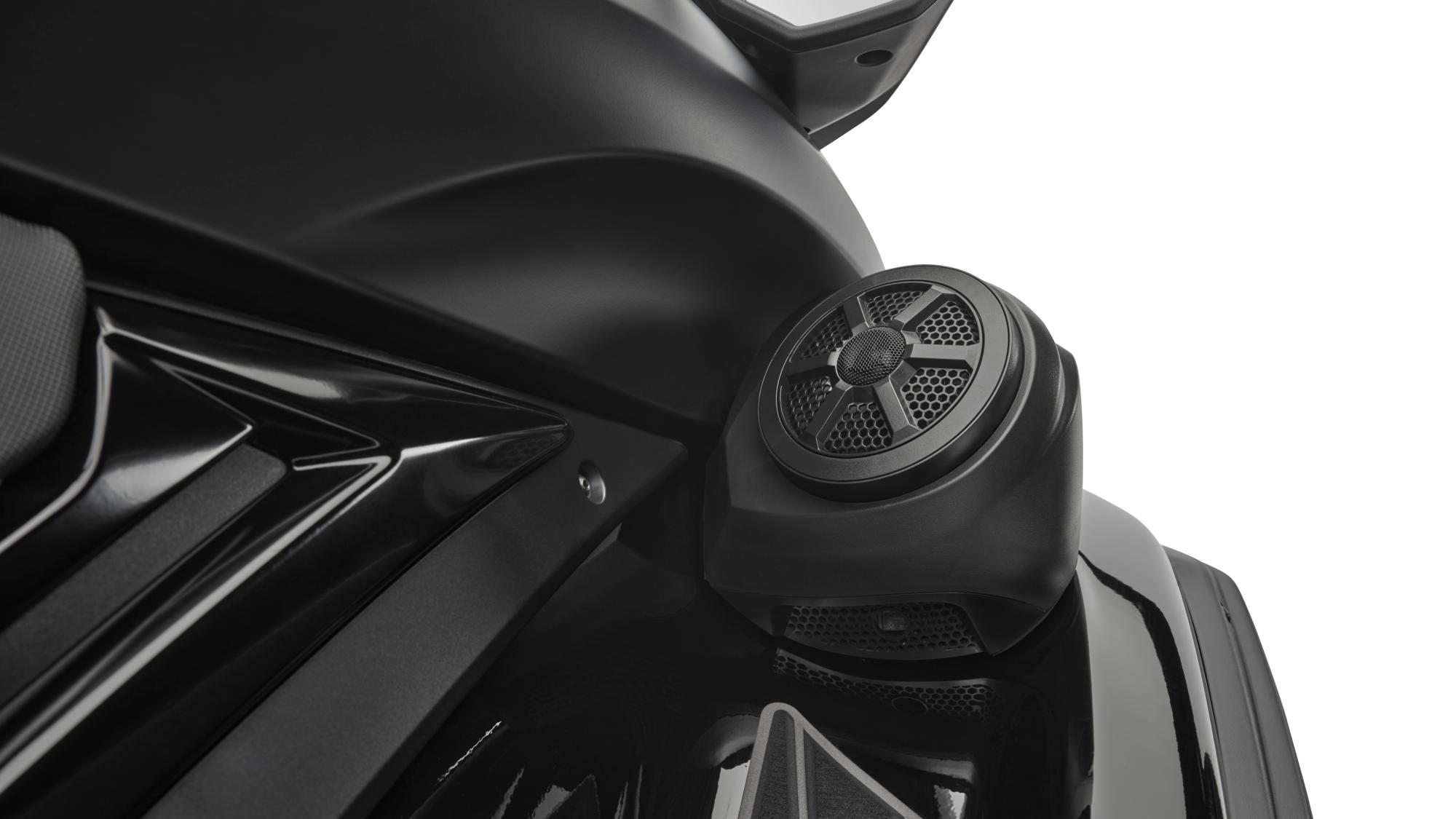 Integrated audio system takes your tunes on the water