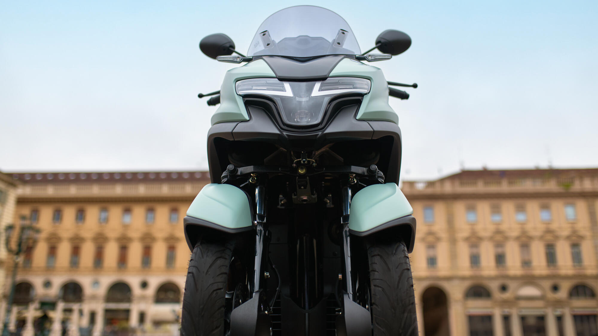 Leaning Multi-Wheel (LMW) steering