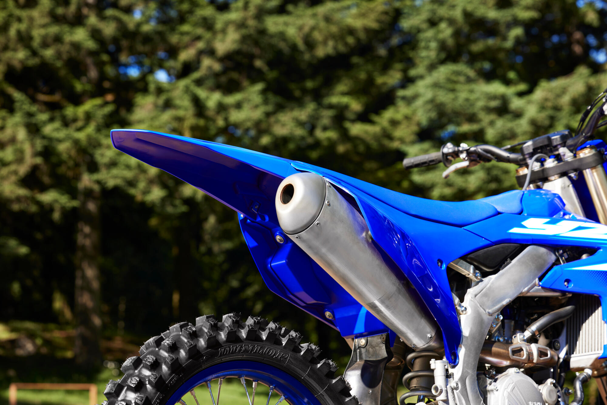 Modifikovan izduvni sistem kako bi ispunio FIM-ove propise o buci za 2025. godinu