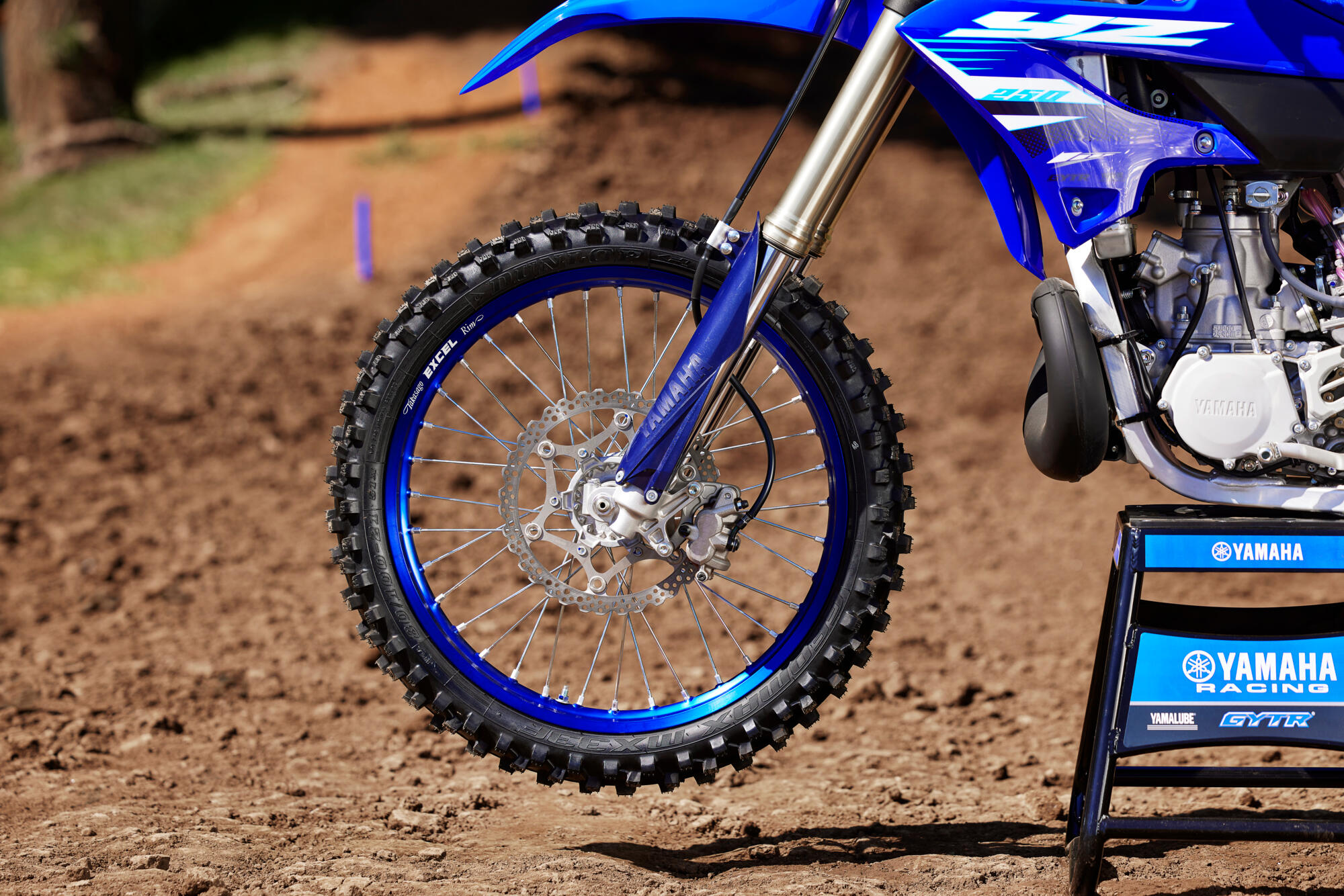 Industrijski vodeće KYB vešanje