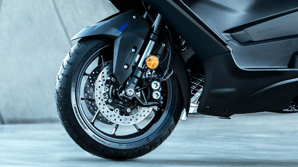 Large diameter disc brakes