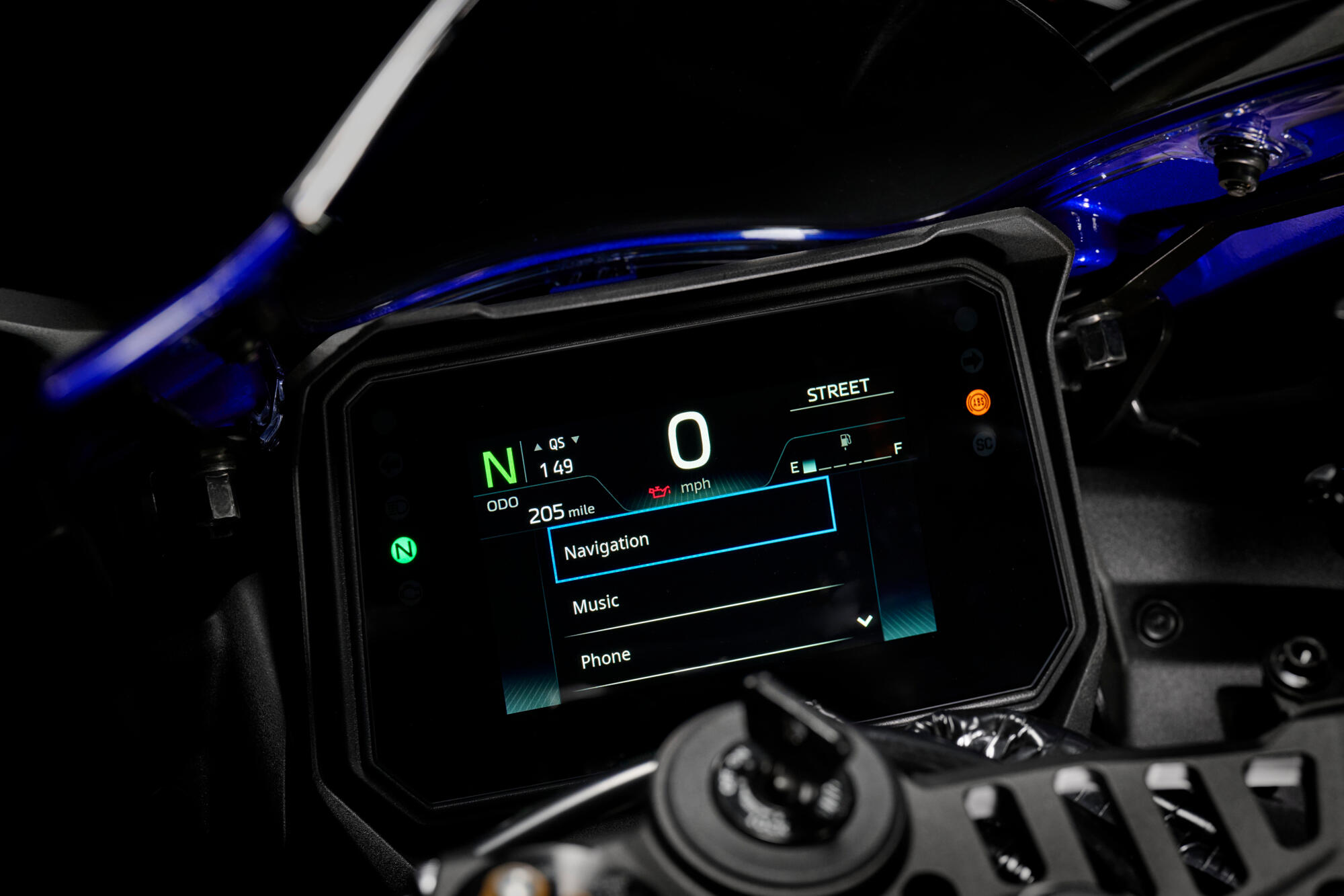 Potpuno poveziv TFT ekran od 5”